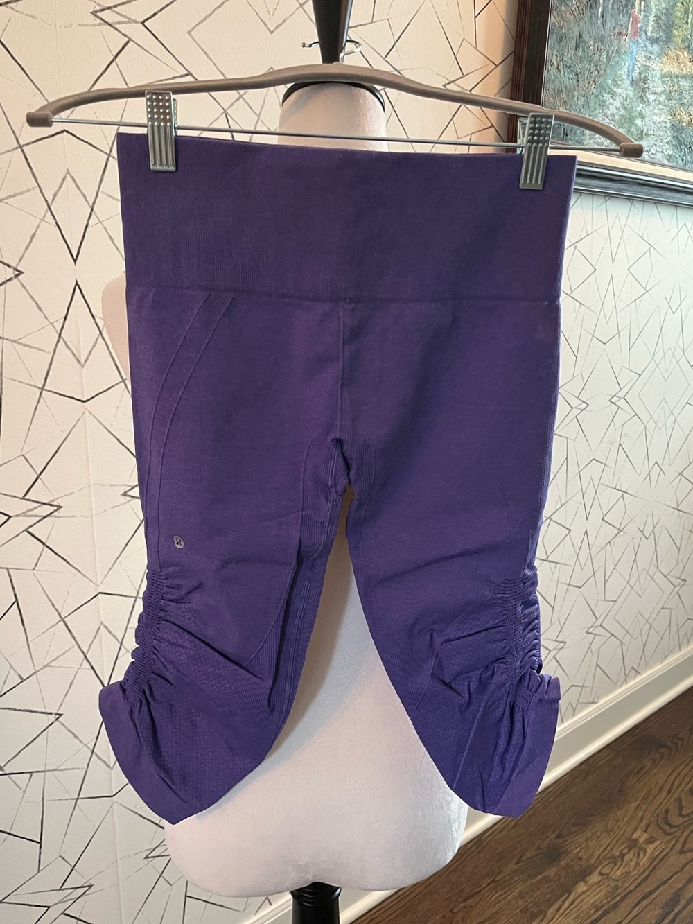 Lululemon Purple Ruched Capri Leggings